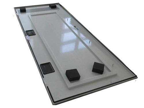 Temizoda kapı panelinin conta sızdırmazlığı