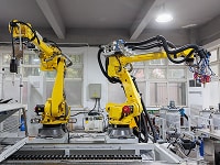 Çift Robotlu Plazma Ön Yüzey İşlemi & Poliüretan Conta Dökme Sistemi