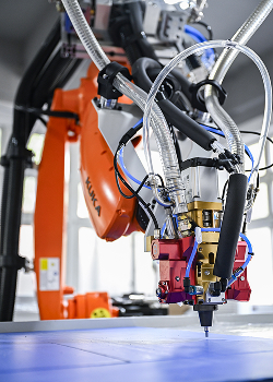 İki Bileşenli Robotik Conta Dökme Makinası